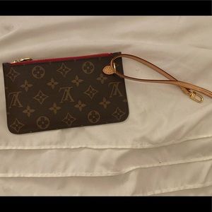 Louis Vuitton Neverfull wallet wristlet pouch